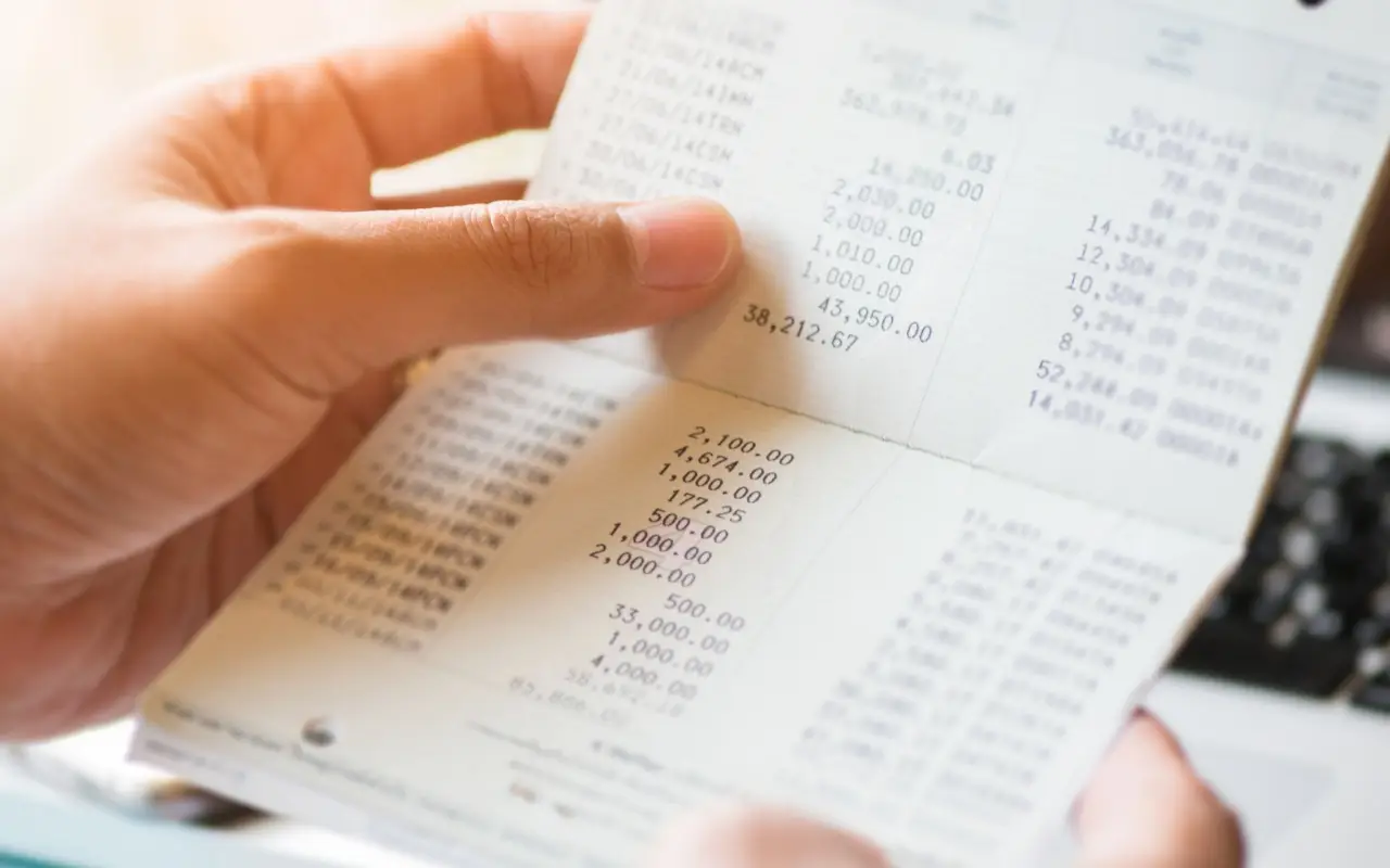 Stai chiudendo il conto corrente? Ecco la cifra esatta da lasciare per non avere problemi